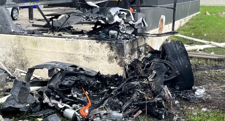 PHOTO Tesla Catches Fire After High-Speed Crash, Prompting Evacuation of Groveland Home